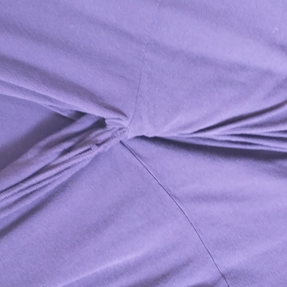 Torrid 2x purple blouse with twist detail and flutter sleeve - Picture 3 of 4